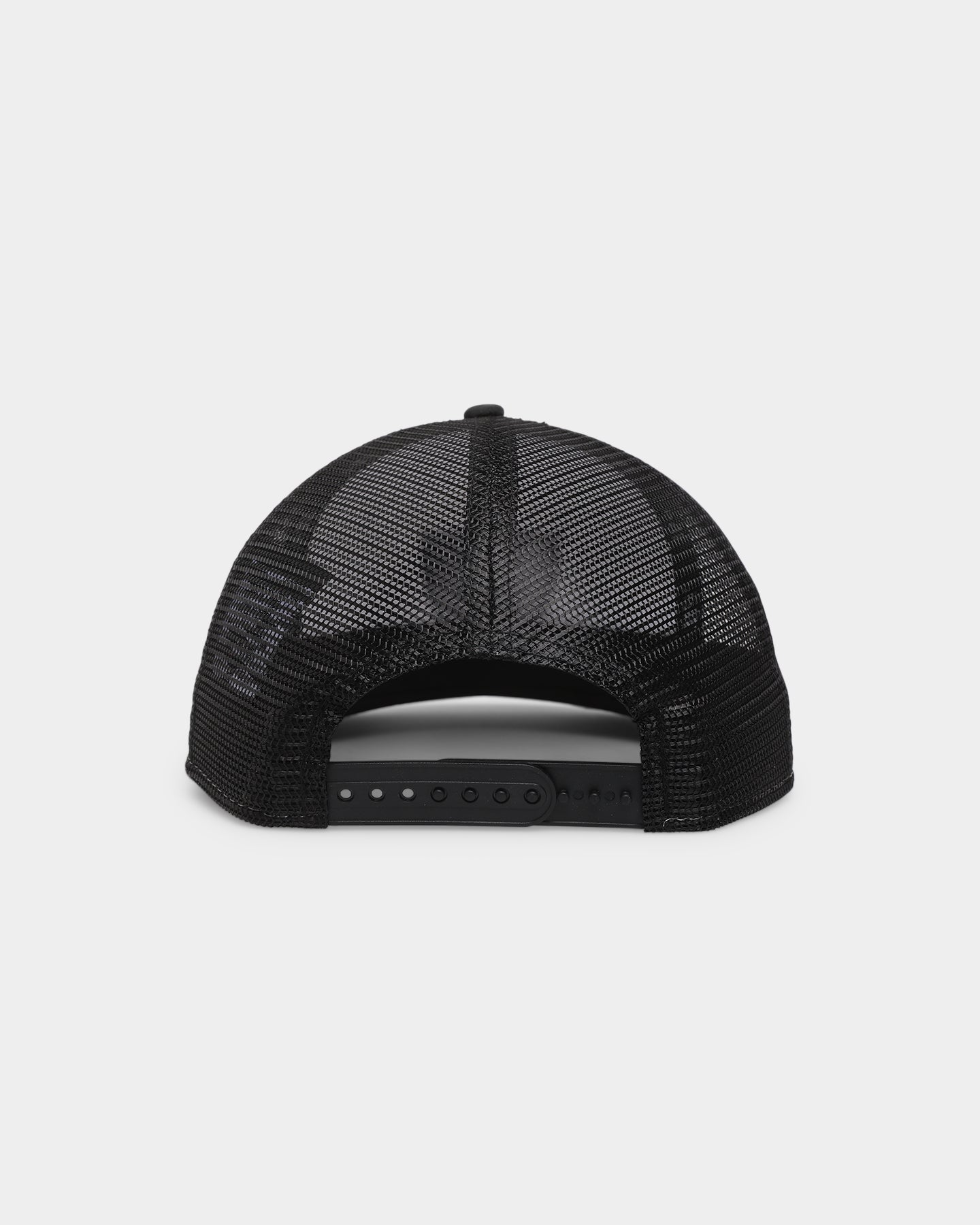 New Era Las Vegas Raiders 'Team Two-Tone' Prolight Old Golfer Trucker Snapback White/OTC