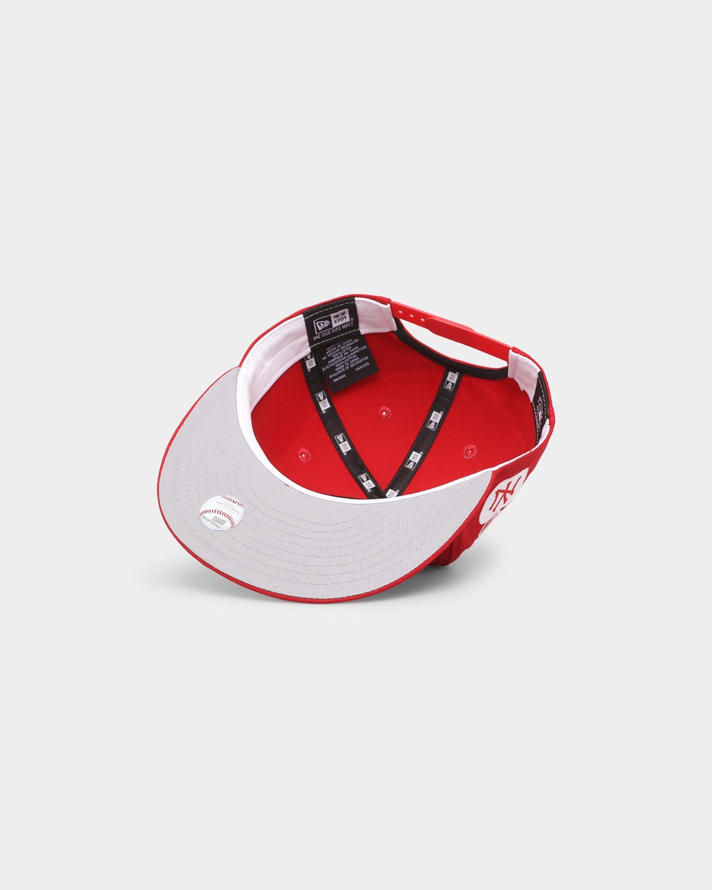 New Era New York Yankees 'Big Apple' Old Golfer Snapback Scarlet/White