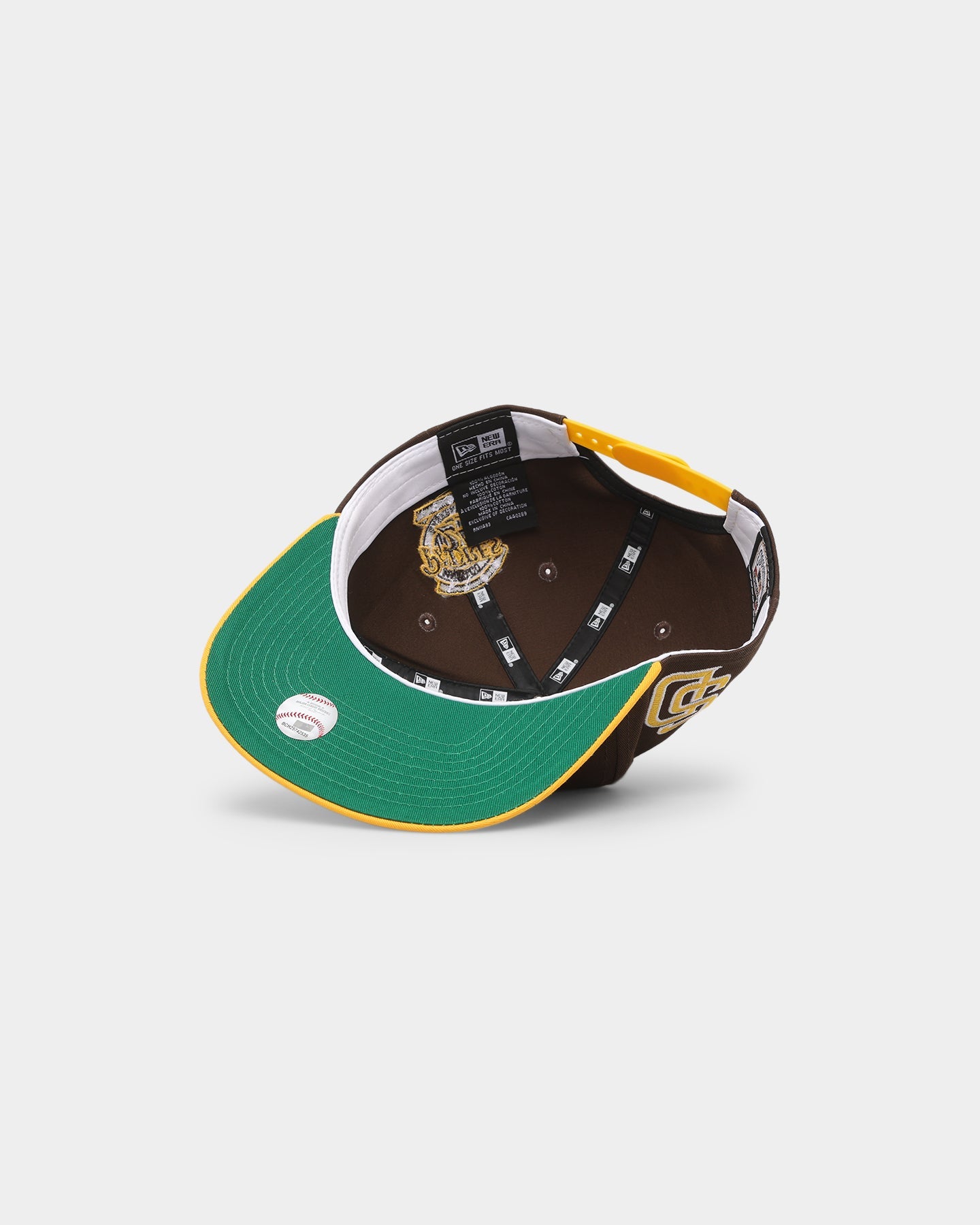 New Era San Diego Padres 'Chenille' Golfer Snapback Brown