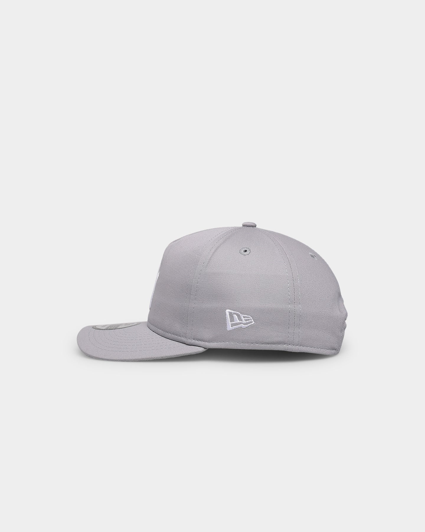 New Era New York Yankees 'Koala Grey' Old Golfer Snapback Grey/White
