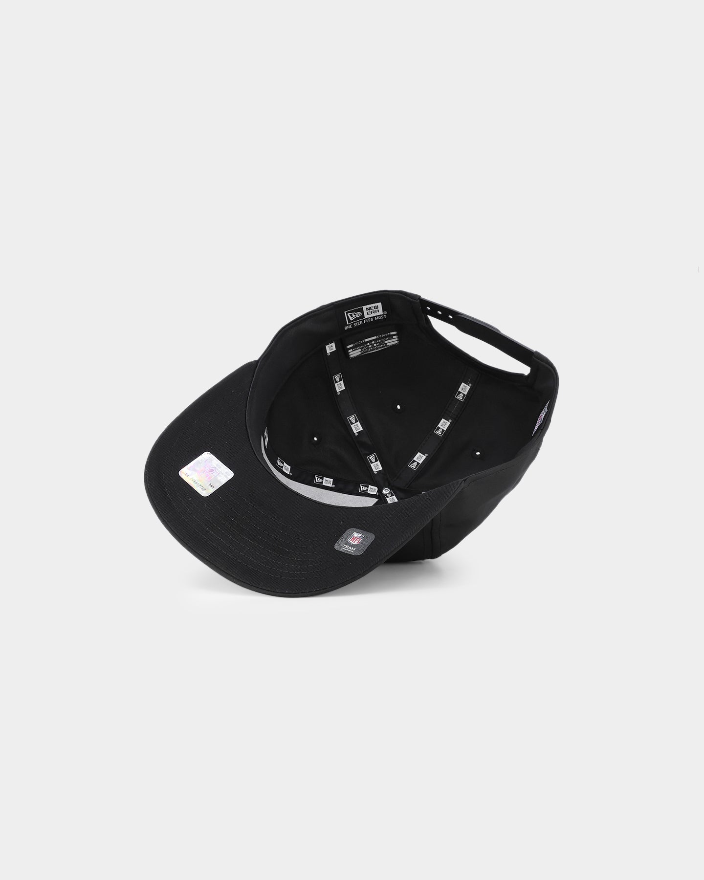 New Era Las Vegas Raiders 'Black Chrome Script' Prolight Old Golfer Snapback Black