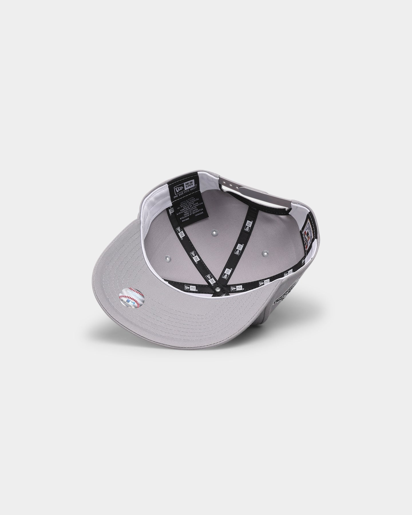 New Era Atlanta Braves 'Koala Grey' Old Golfer Snapback Grey/White