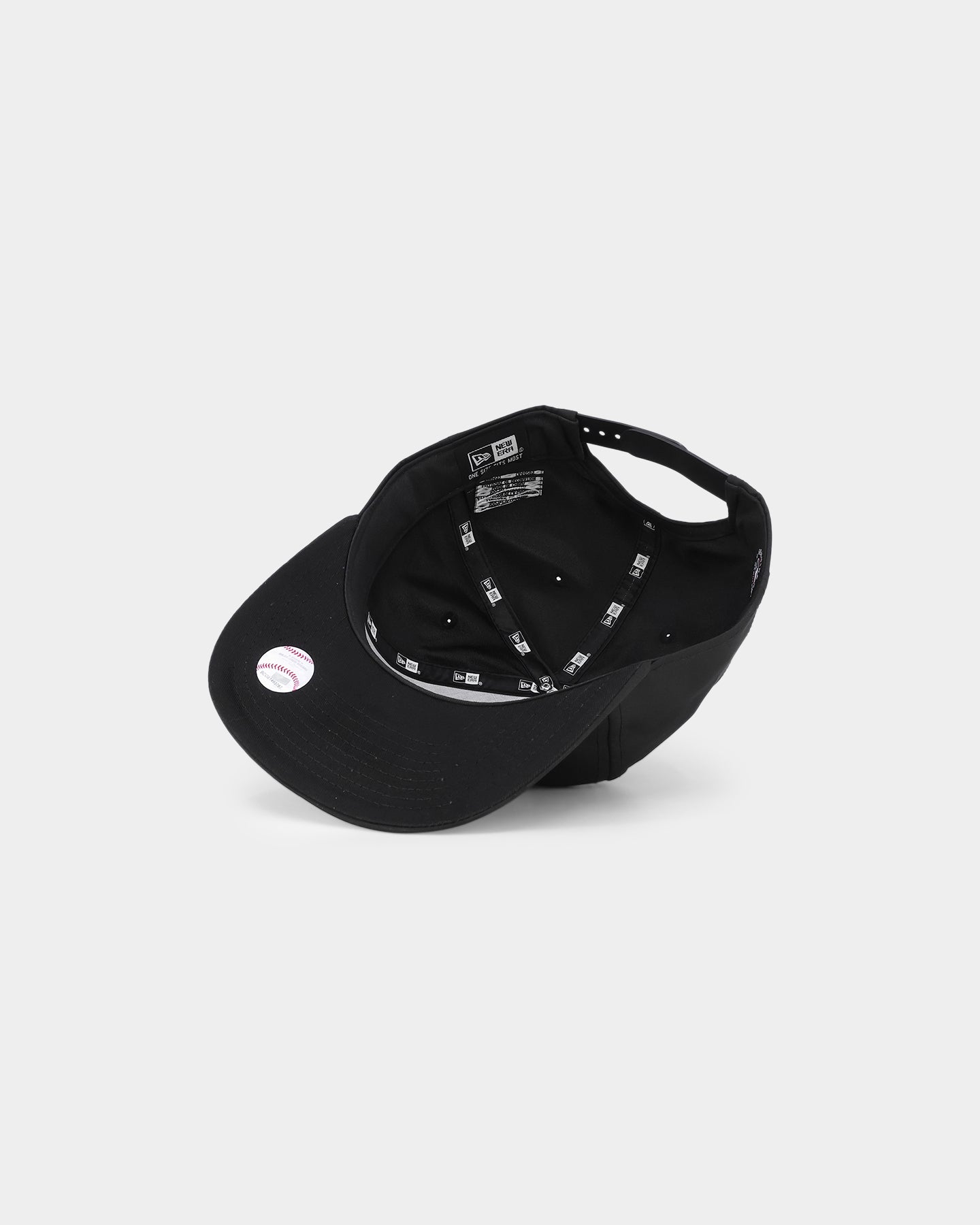 New Era Atlanta Braves 'Black Chrome Script' Prolight Old Golfer Snapback Black