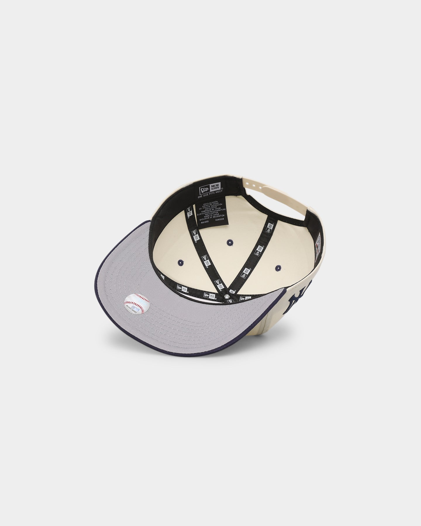New Era New York Yankees  '1950s World Series Through The Decades' Golfer Snapback Chrome White