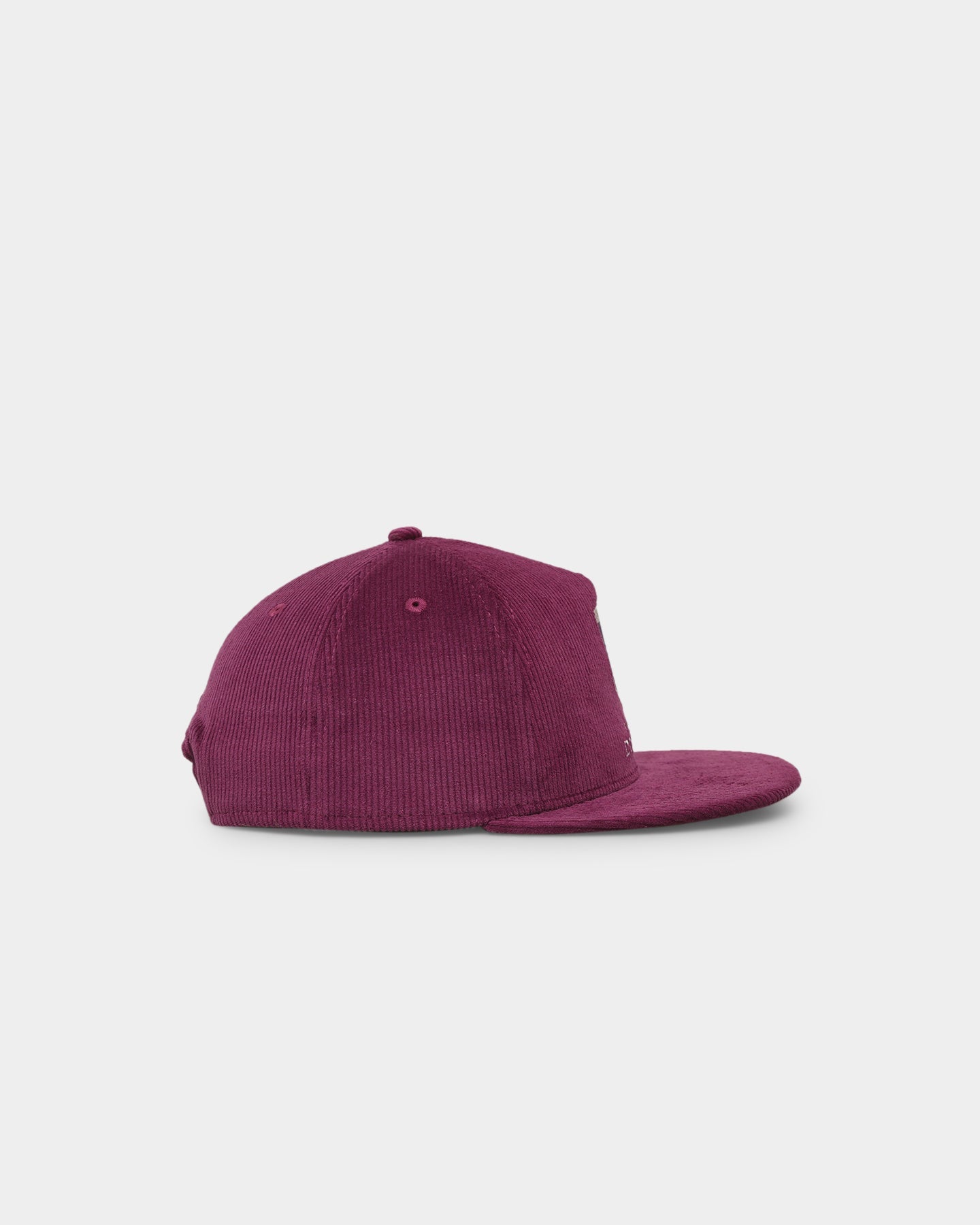 New Era Fremantle Dockers 'AFL 2023 Team Corduroy' Golfer Snapback Purple