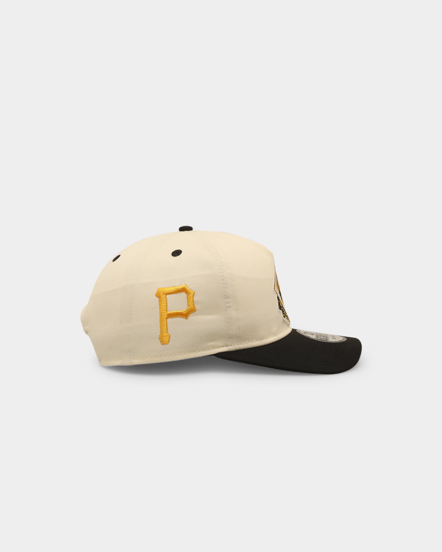 New Era Pittsburgh Pirates 'World Series Through The Decades' Golfer Snapback Chrome White