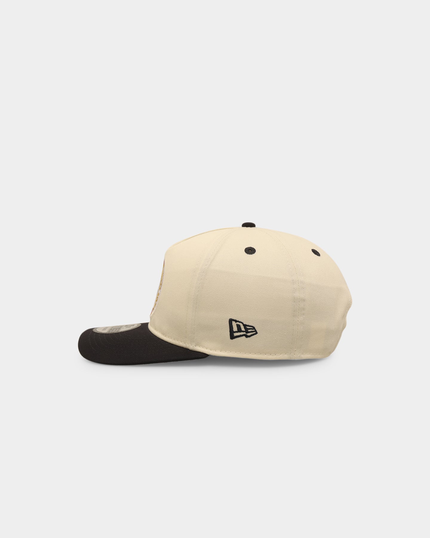 New Era New York Yankees 'World Series Through The Decades' Golfer Snapback Chrome White