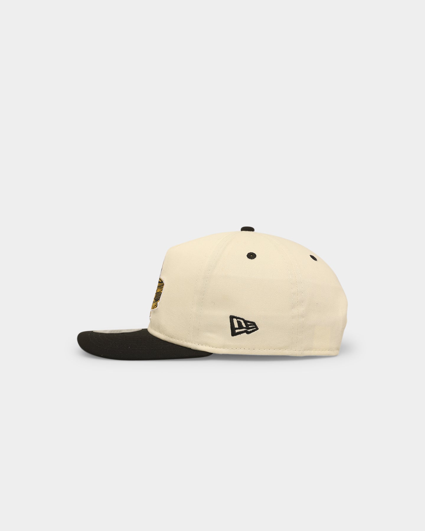 New Era Pittsburgh Pirates '1970s World Series Through The Decades' 1971 World Series Golfer Snapback Chrome White