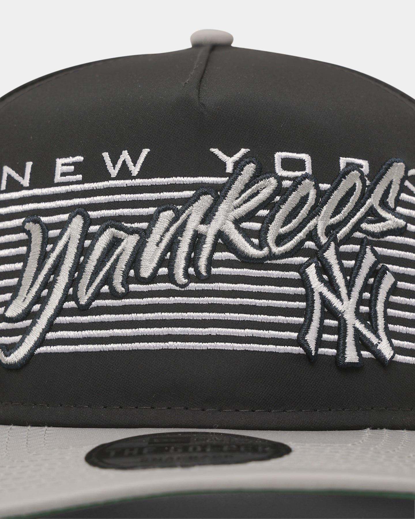 New Era New York Yankees 'Retro Block Script' Golfer Snapback Navy