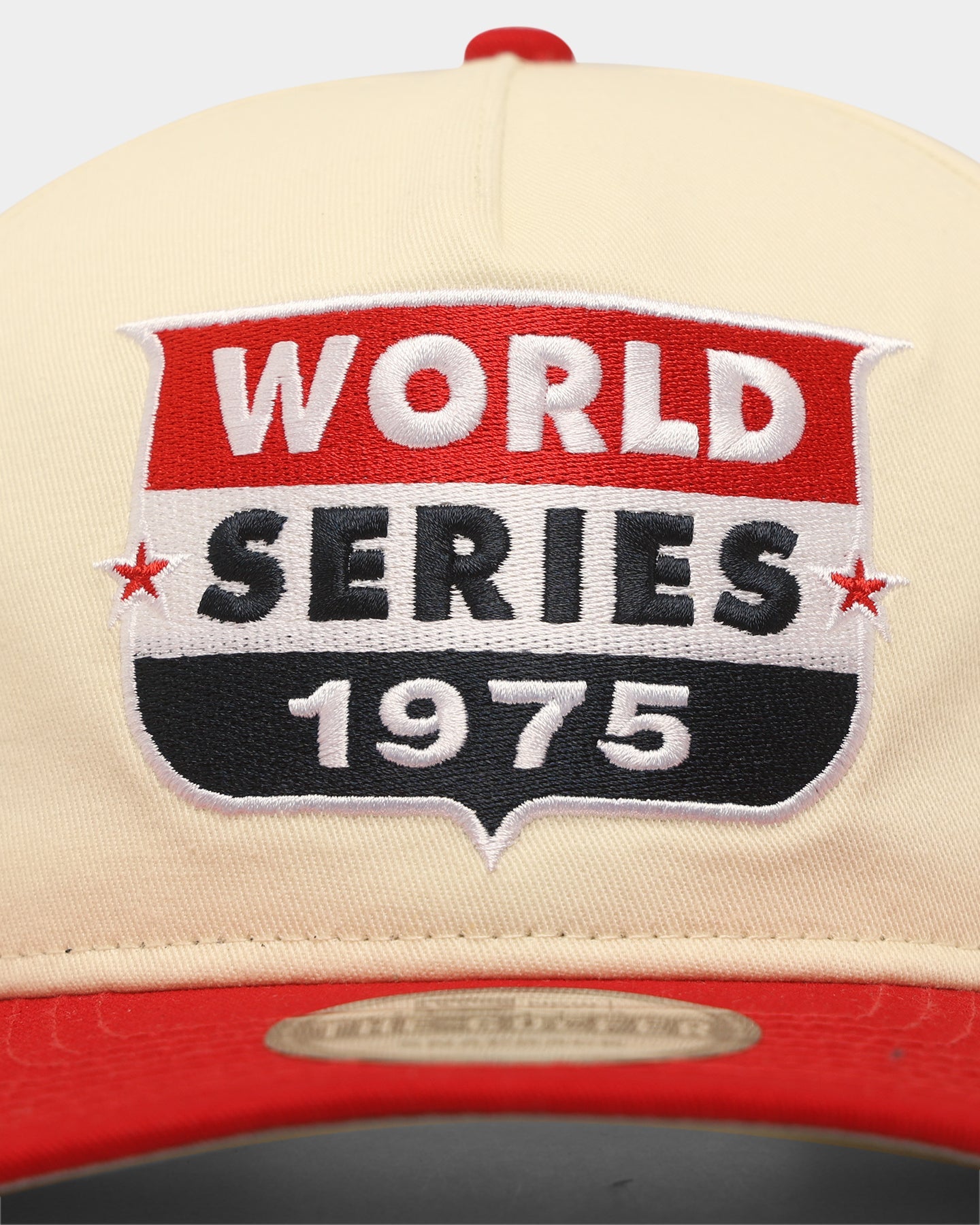 New Era Cincinnati Reds '1970s World Series Through The Decades' 1975 World Series Golfer Snapback Chrome White