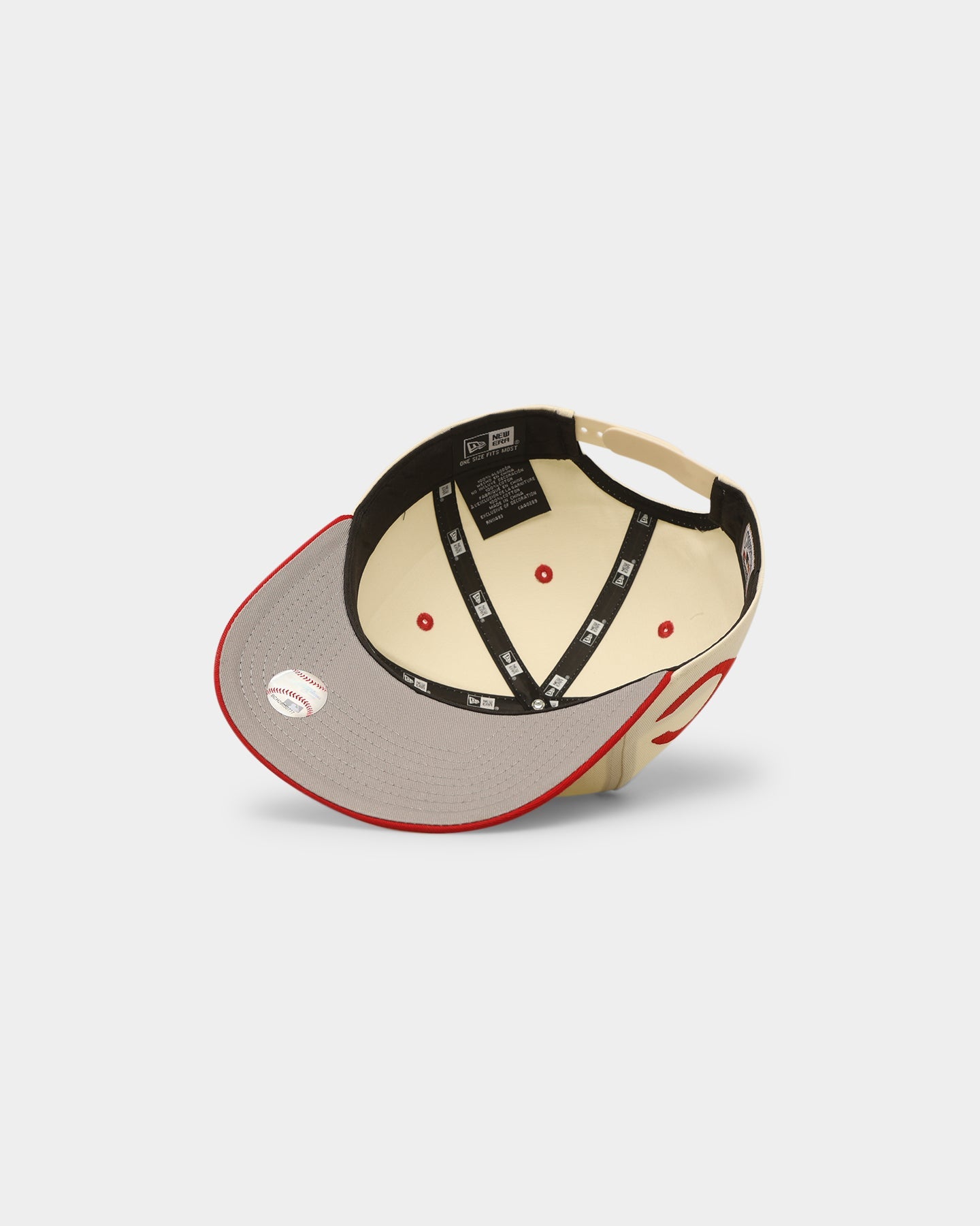 New Era Cincinnati Reds '1970s World Series Through The Decades' 1975 World Series Golfer Snapback Chrome White