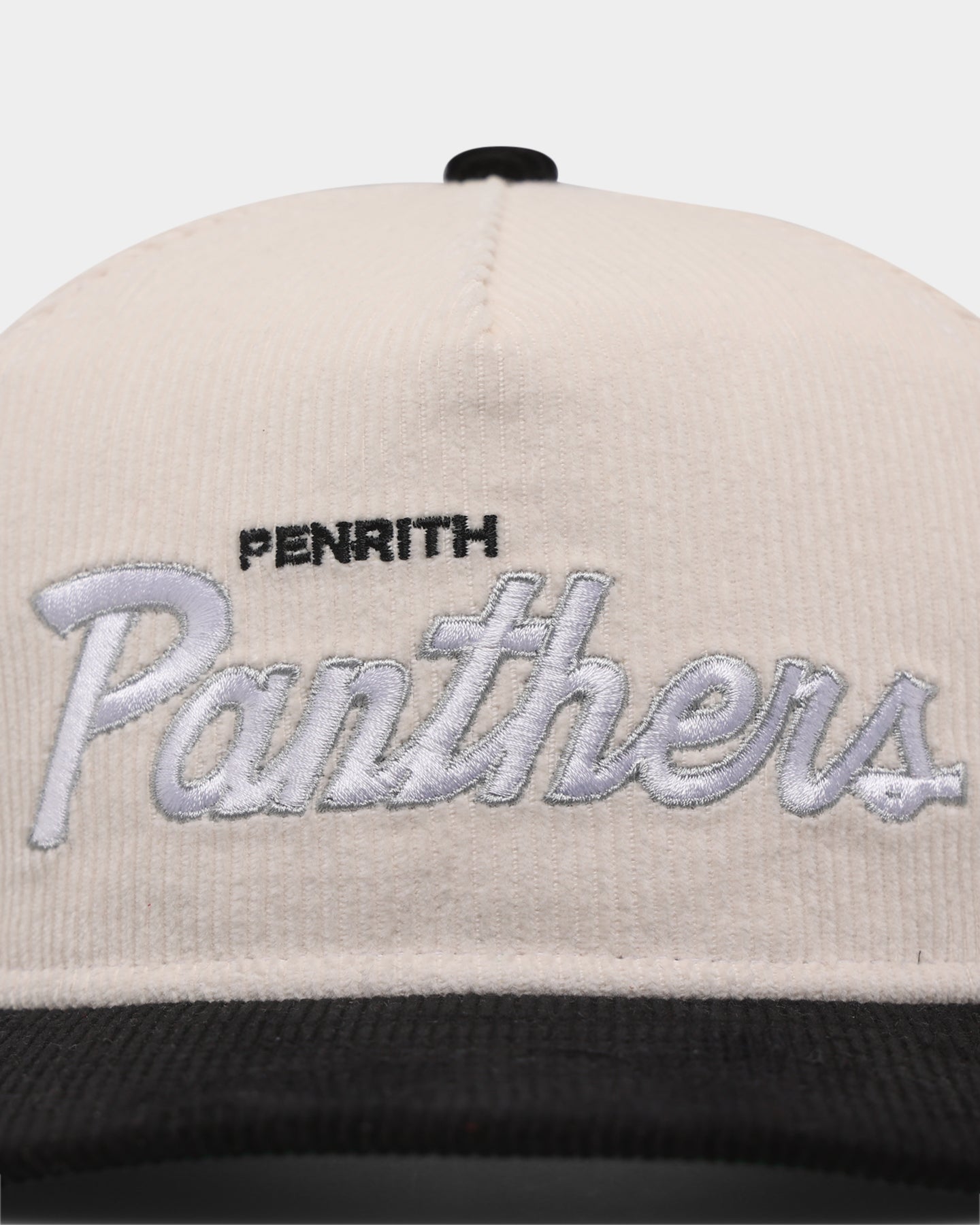 New Era Penrith Panthers 'NRL Retro Script Corduroy' Golfer Snapback Chrome White