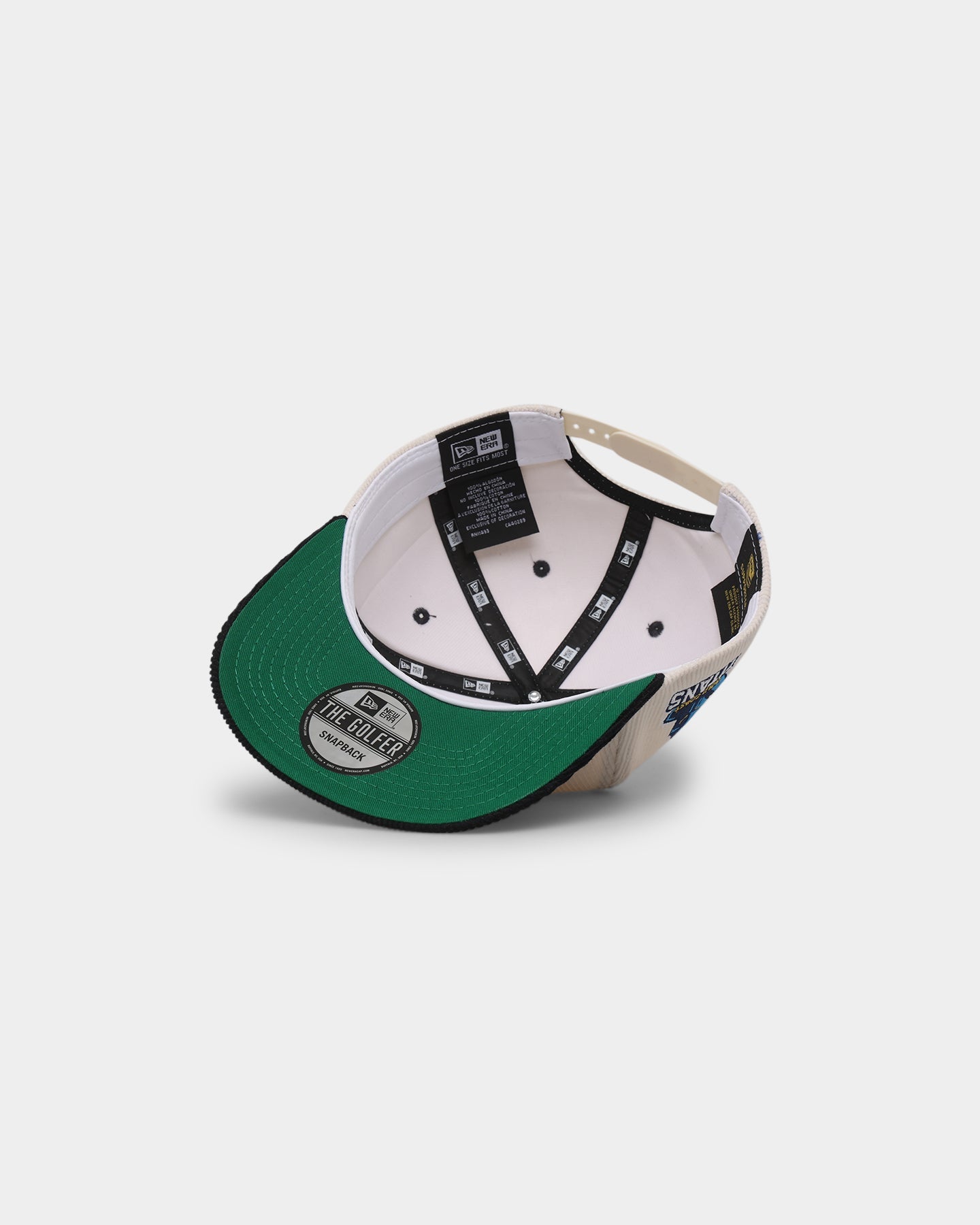 New Era Gold Coast Titans 'NRL Retro Script Corduroy' Golfer Snapback Chrome White