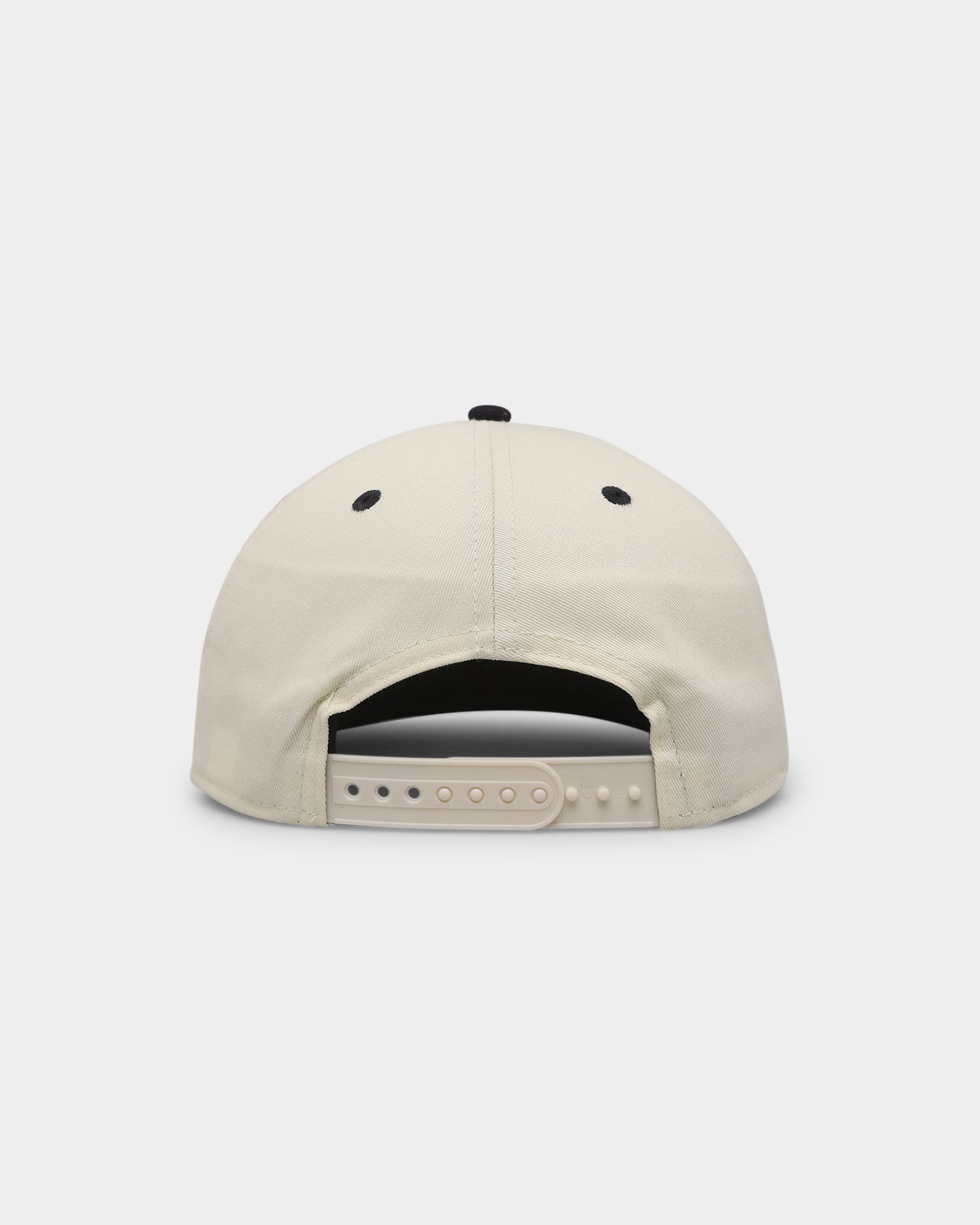 New Era New York Yankees '2000s World Series Through The Decades' 2000 World Series Golfer Snapback Chrome White