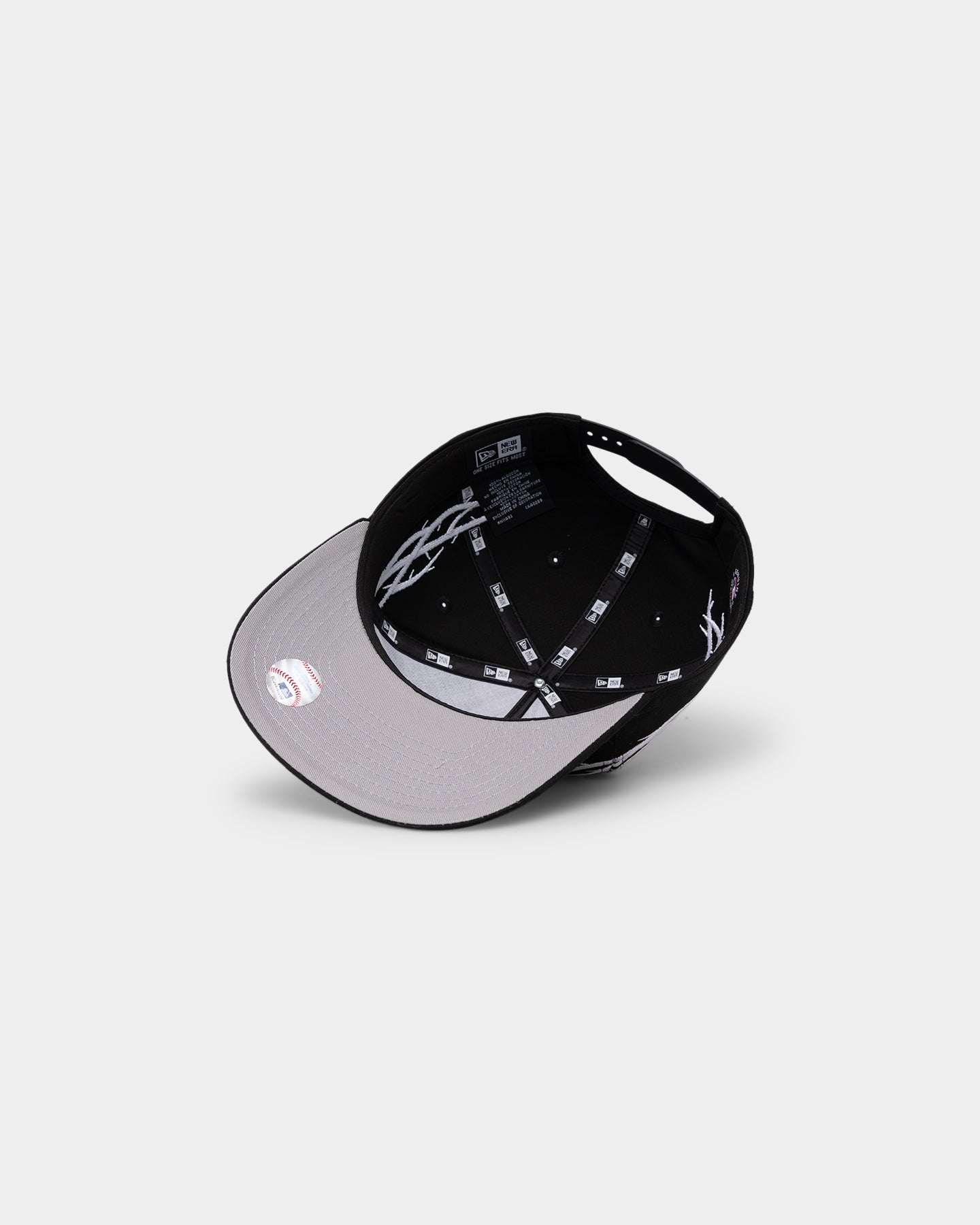 New Era Oakland Athletics 'Twisted Thorns' Golfer Pre-Curved Snapback Black