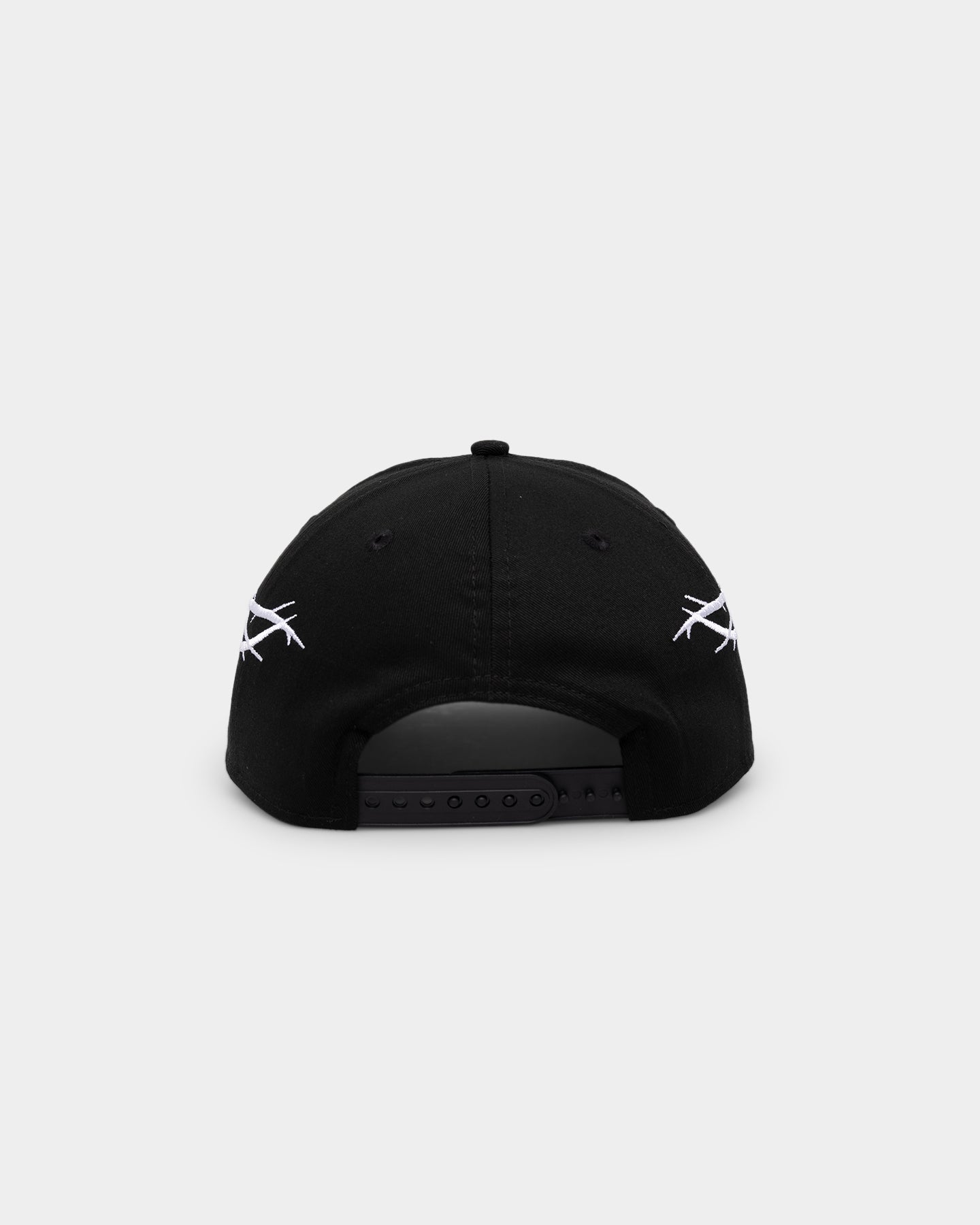 New Era Chicago White Sox 'Twisted Thorns' Golfer Pre-Curved Snapback Black