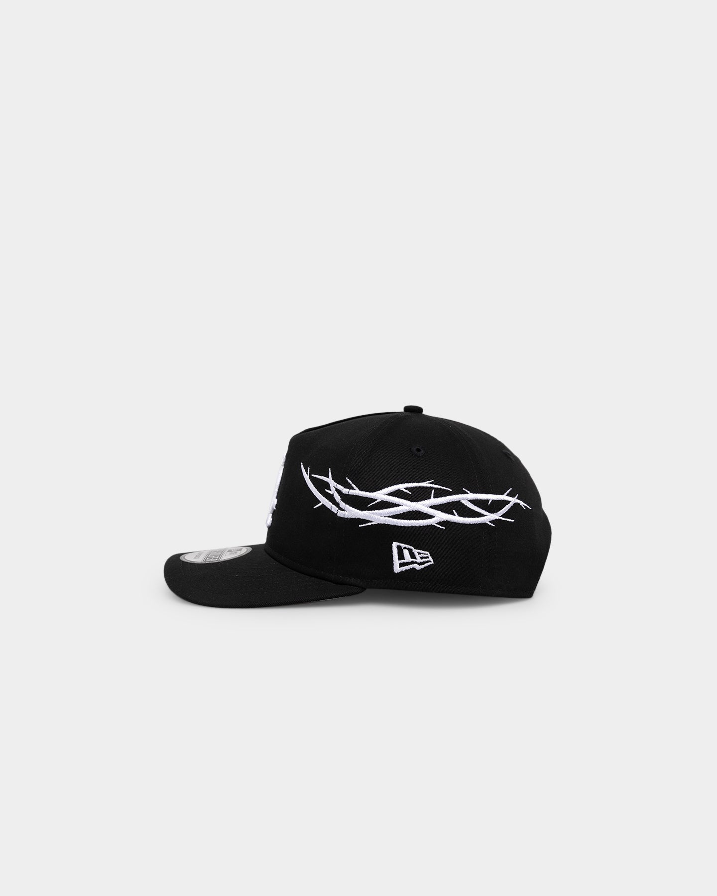 New Era Chicago White Sox 'Twisted Thorns' Golfer Pre-Curved Snapback Black