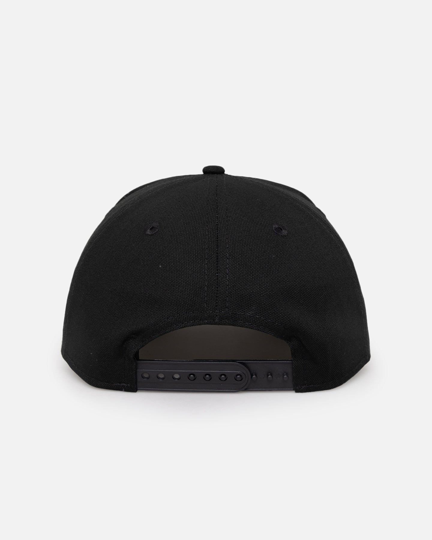 New Era Chicago Bulls 'Military Patch' Pre-Curved Golfer Snapback Black