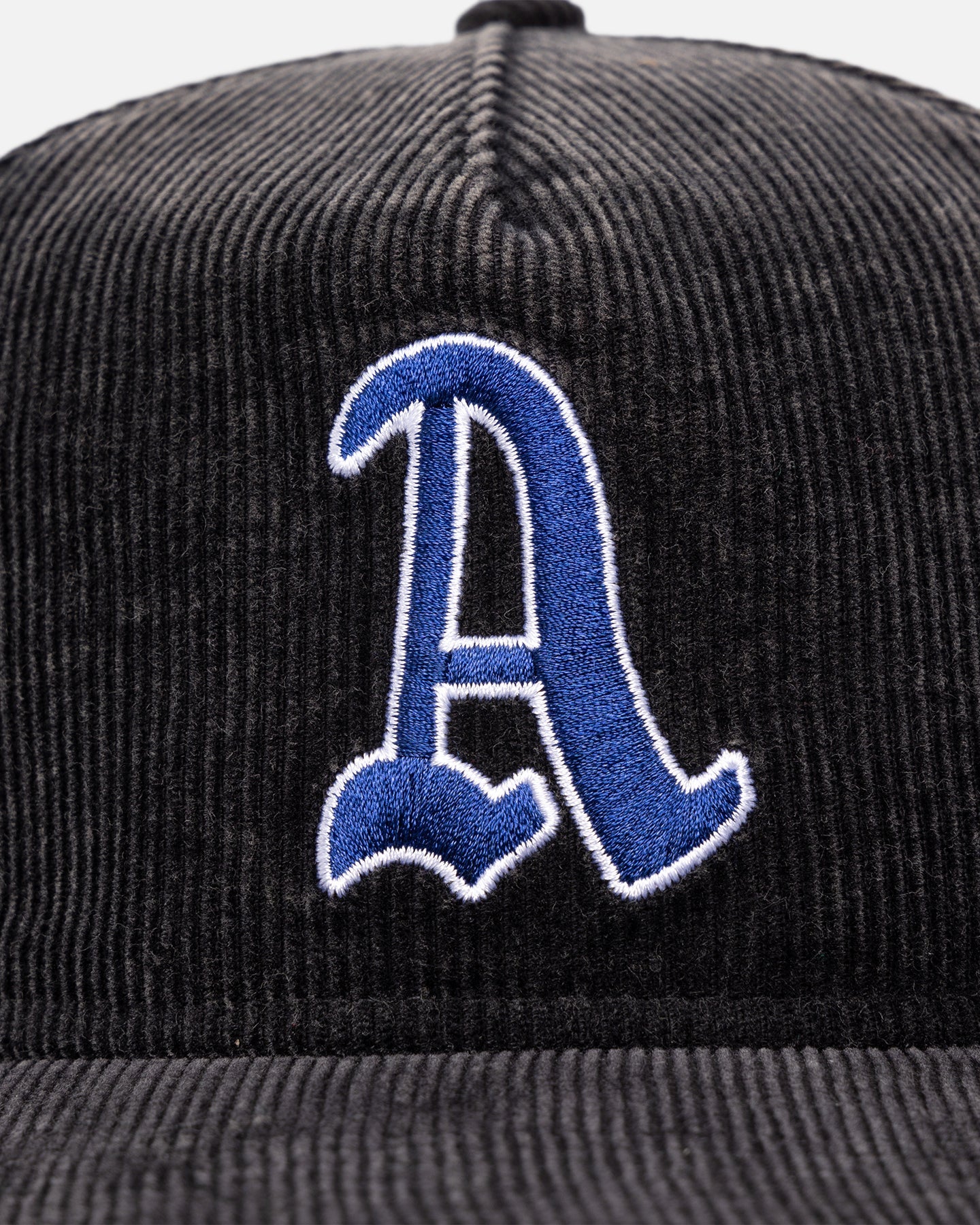 New Era Philadelphia Athletics 'Washed Corduroy Golfer' Pre-Curved Golfer Snapback Washed Black