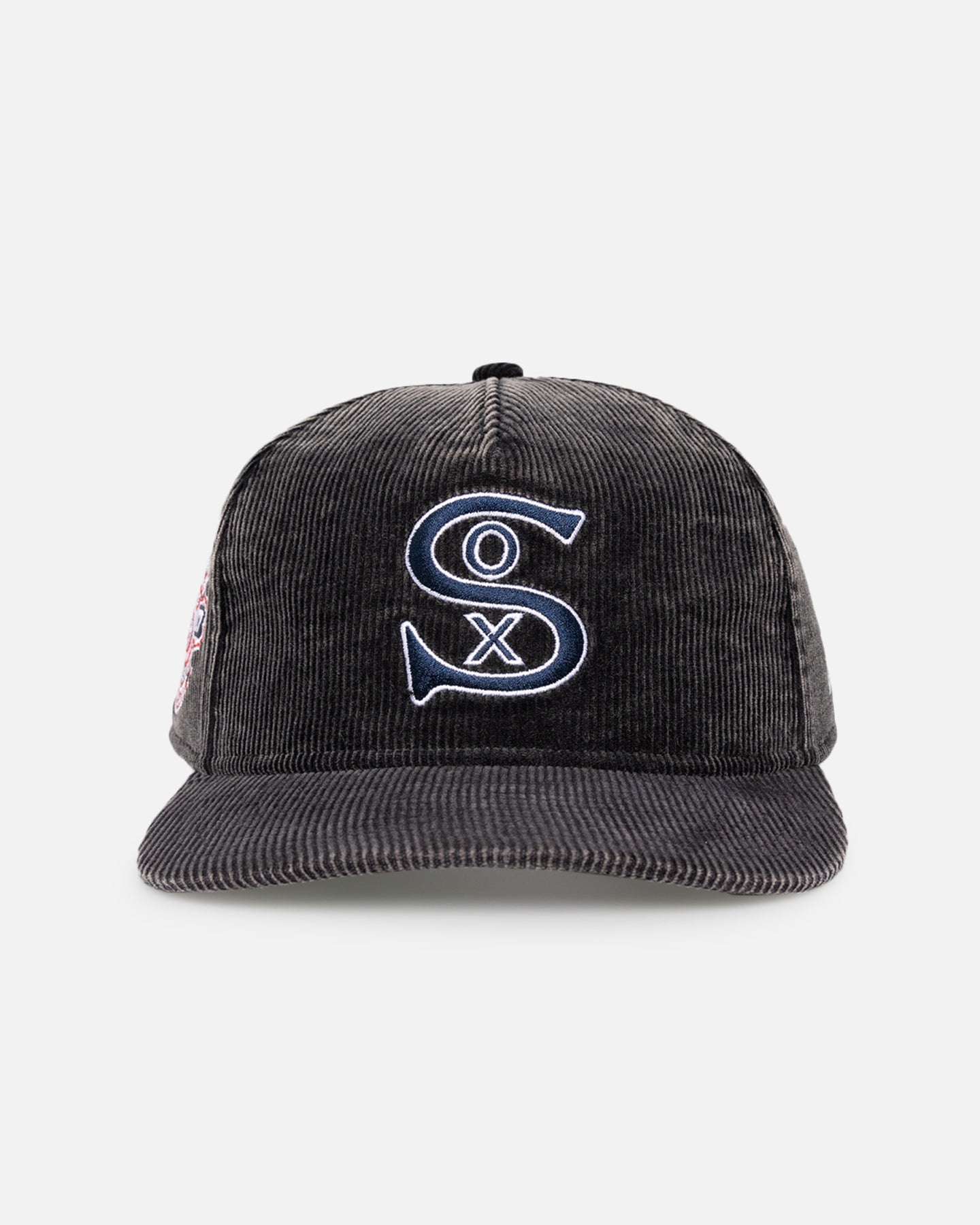 New Era Chicago White Sox 'Washed Corduroy Golfer' Pre-Curved Golfer Snapback Washed Black