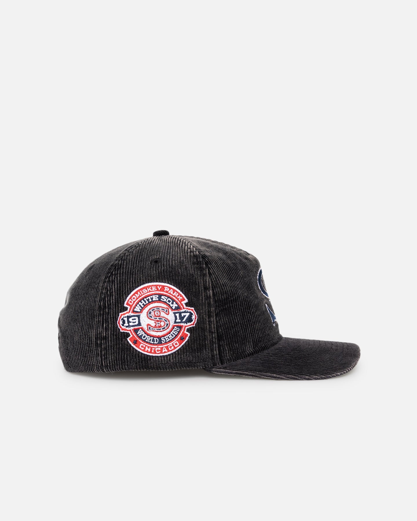 New Era Chicago White Sox 'Washed Corduroy Golfer' Pre-Curved Golfer Snapback Washed Black