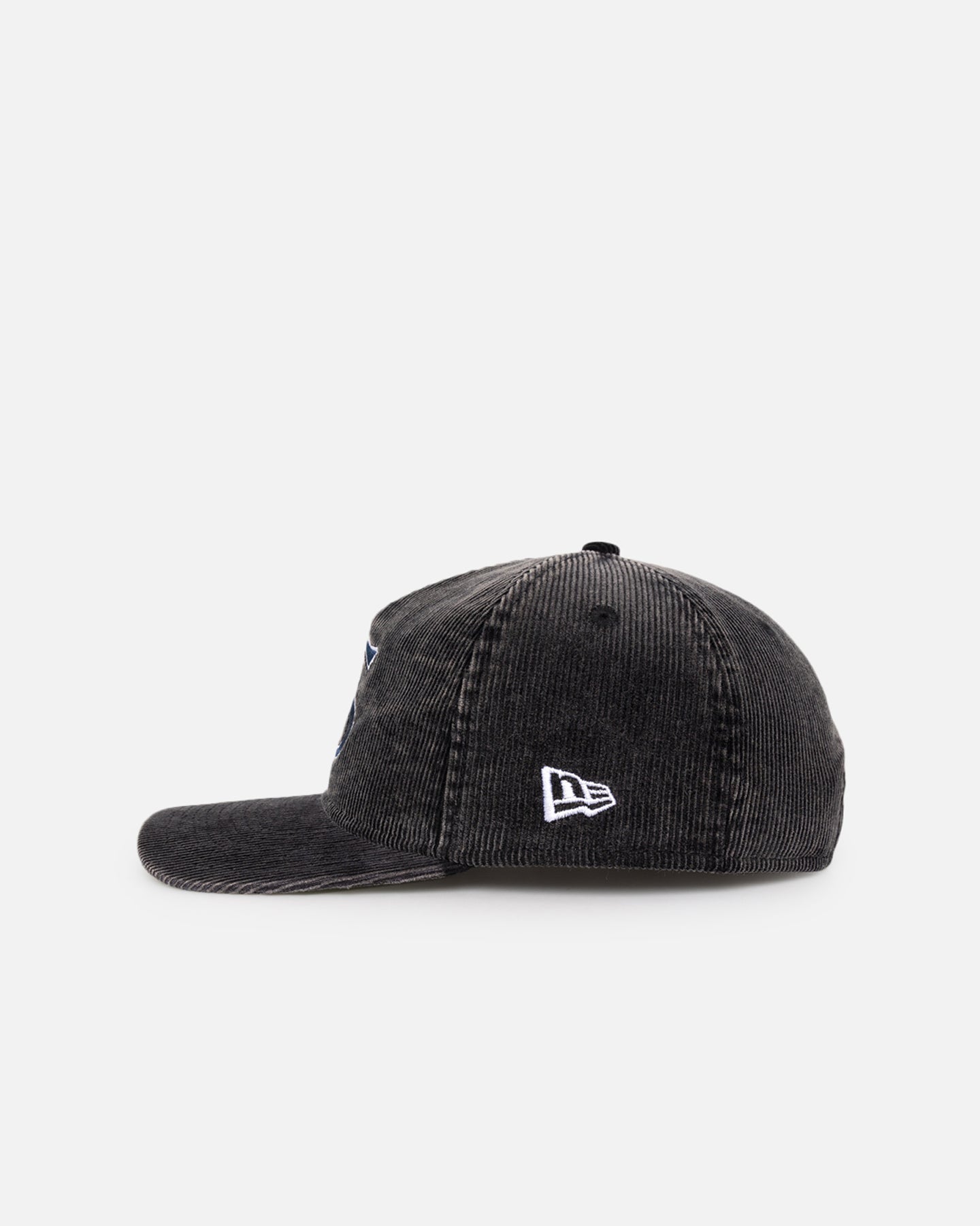 New Era Chicago White Sox 'Washed Corduroy Golfer' Pre-Curved Golfer Snapback Washed Black