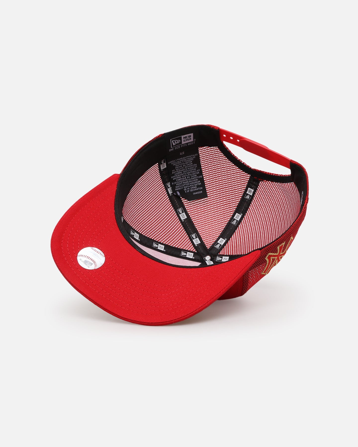 New Era New York Yankees 'Podium Pack' Pre-Curved Golfer Trucker Snapback Scarlet/Metallic Gold